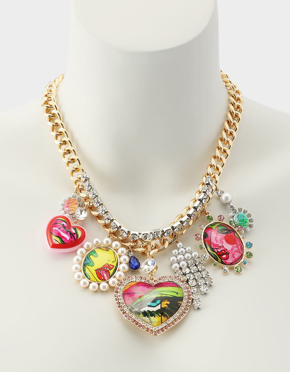 ART CAMPAIGN CHARM NECKLACE MULTI