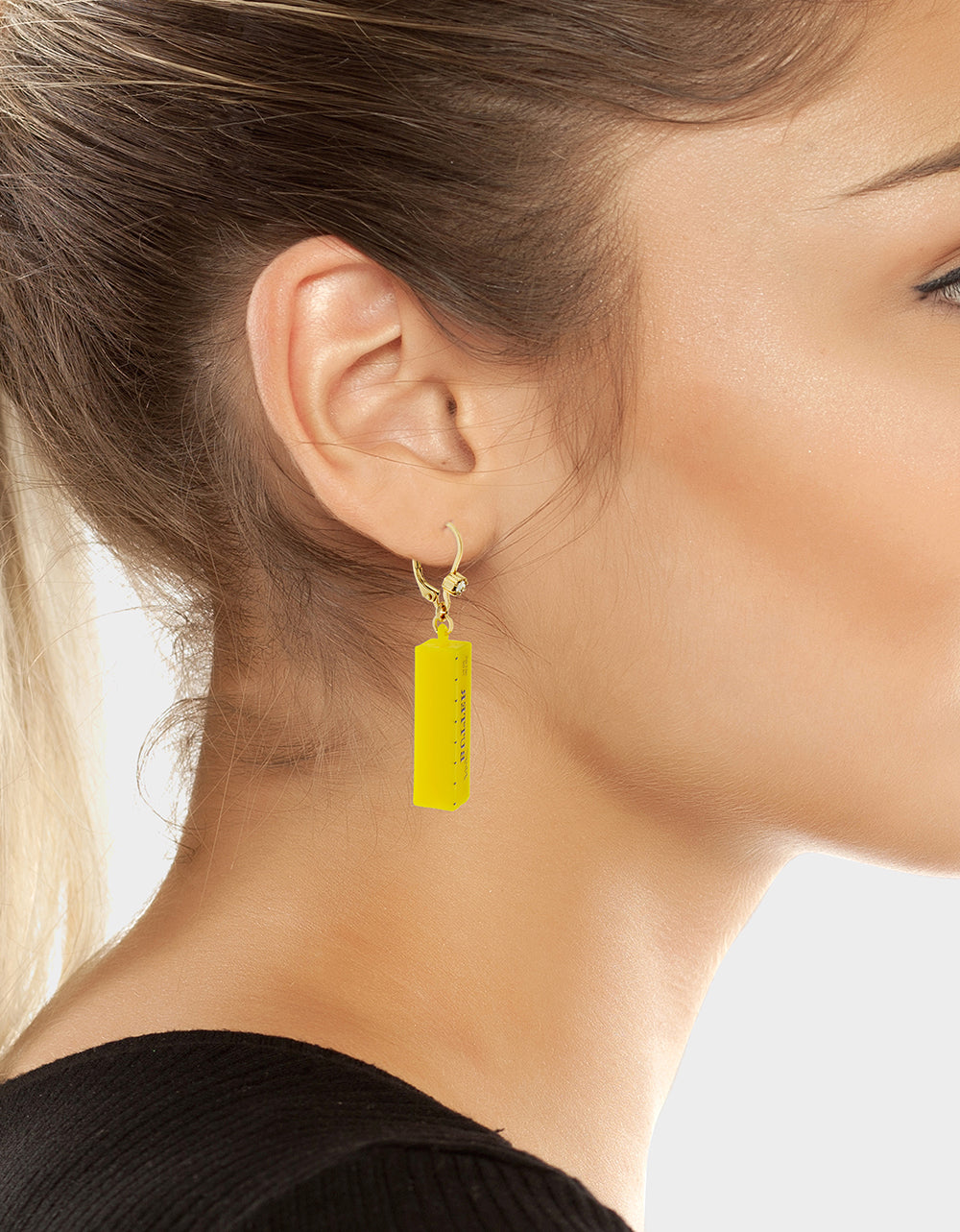MISMATCH BREAD N BUTTER EARRINGS YELLOW