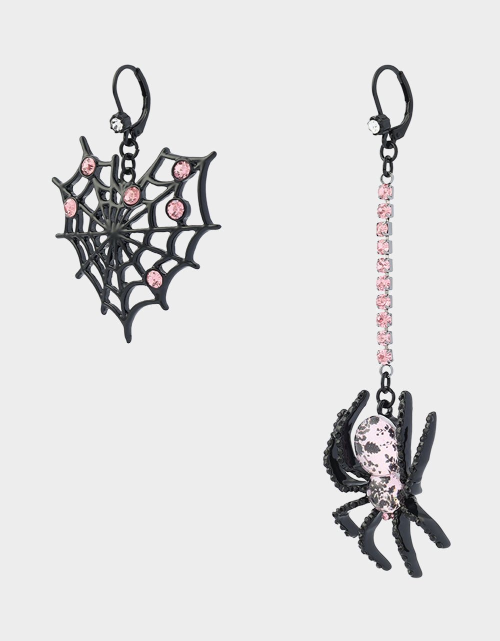 MISMATCH SPIDER WEB LEVERBACK EARRING BLACK
