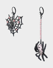 MISMATCH SPIDER WEB LEVERBACK EARRING BLACK