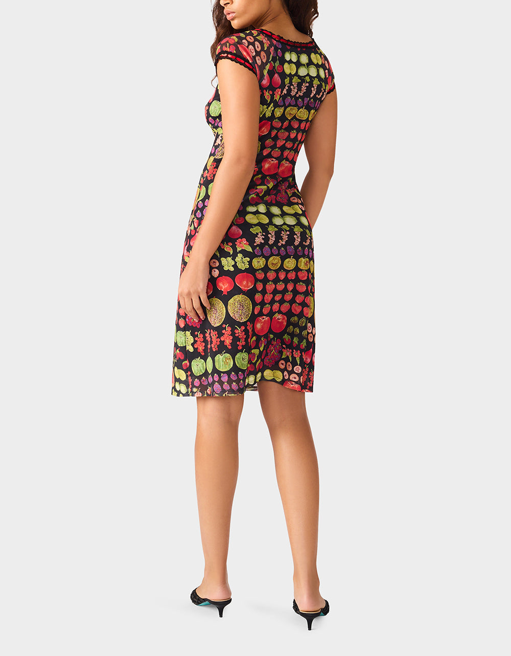 BETSEY'S FRUIT DRESS BLACK MULTI